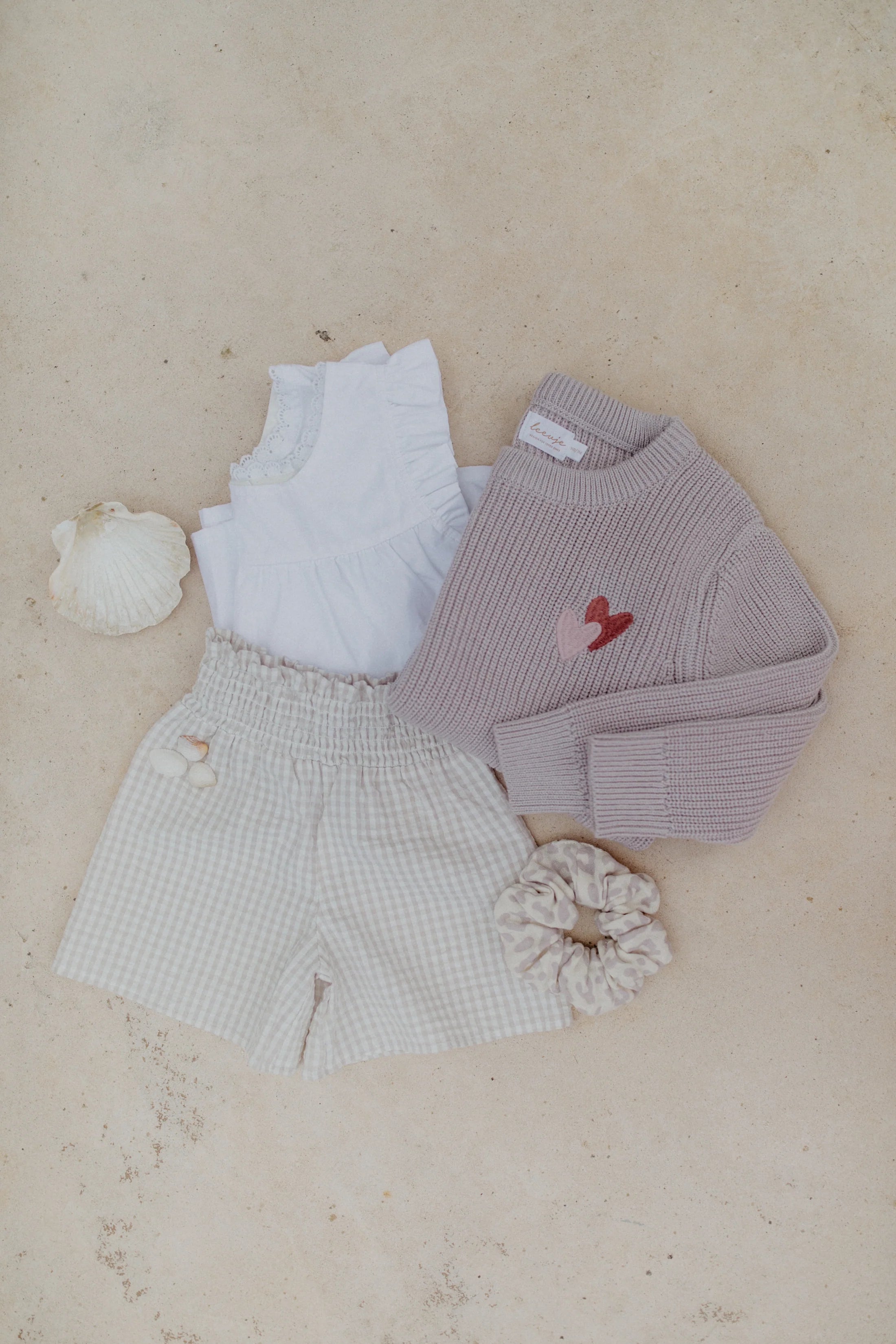 leevje Pullover Hearts
