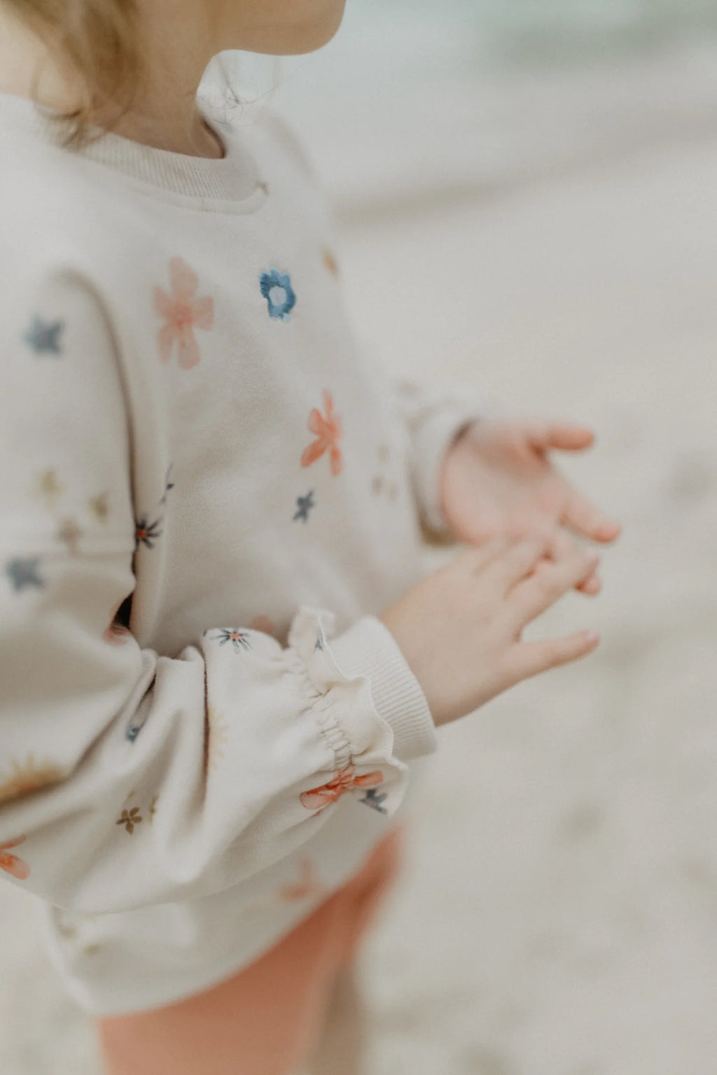 Leevje Pullover Flowers